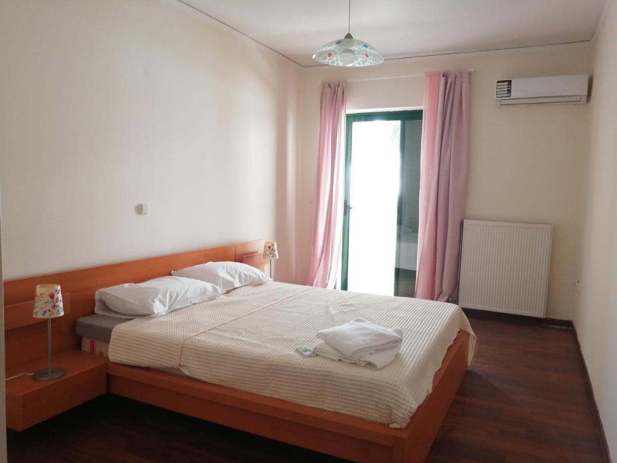 Spacious Apartment In Nafplio City Center Exterior photo